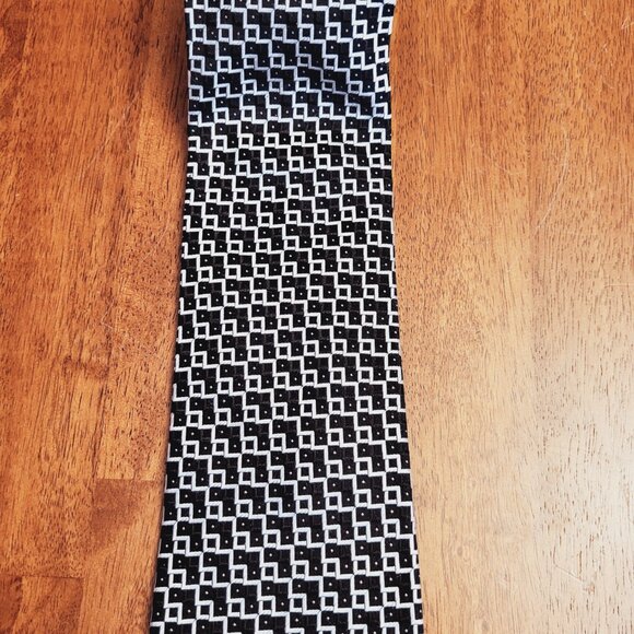 Campia Moda ~ X Long, Geometric Pattern Necktie ~ Excellent Condition - Picture 3 of 7
